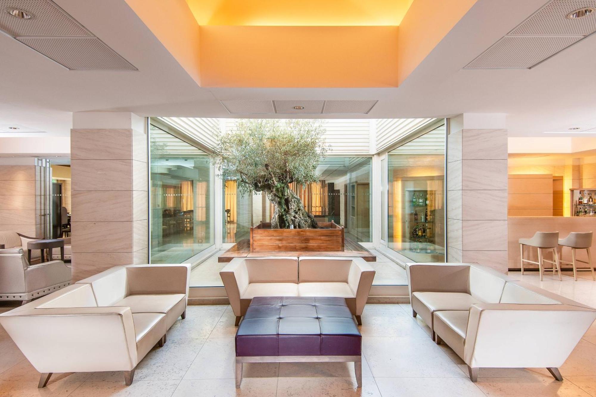 Sheraton Rome Parco De Medici Bagian luar foto
