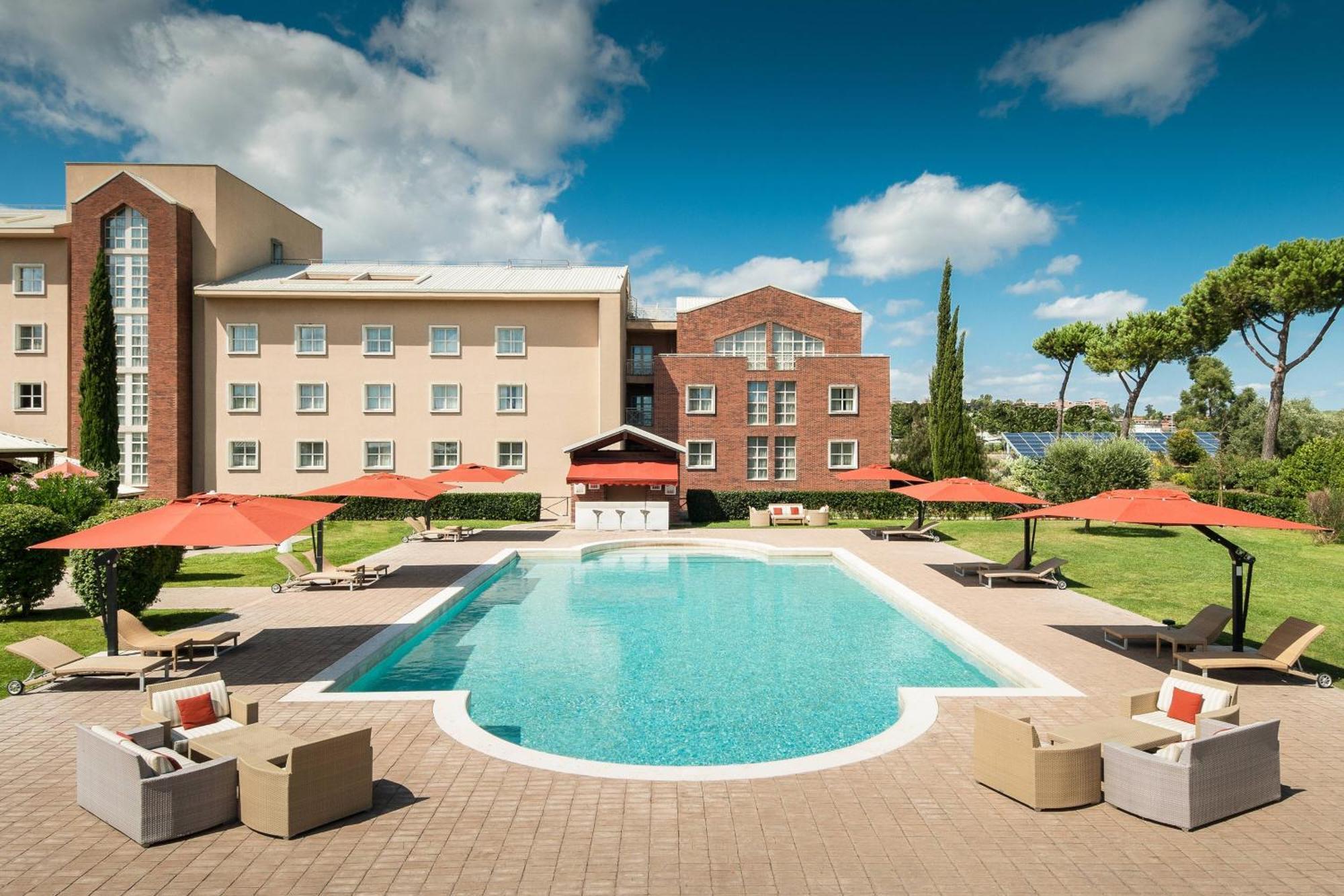 Sheraton Rome Parco De Medici Bagian luar foto