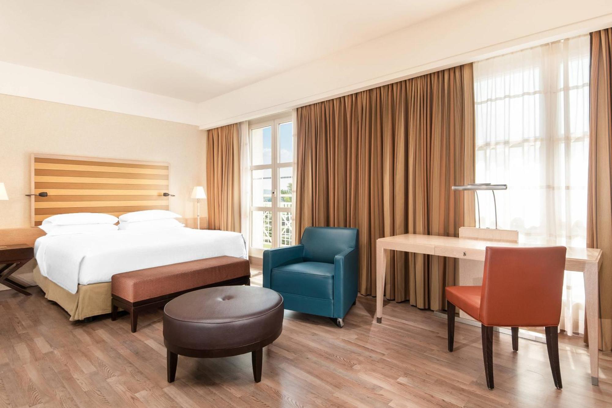 Sheraton Rome Parco De Medici Bagian luar foto
